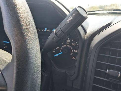 Certified 2019 Ford F150 XL w/ Equipment Group 101A Mid image 18