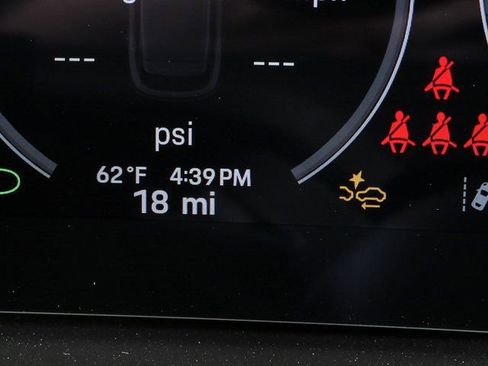 New 2026 Porsche Cayenne AWD image 12