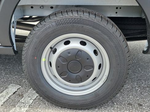 New 2026 Ford Transit 250 148 Medium Roof w/ Load Area Protection Package RWD image 6