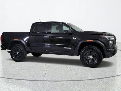 Used 2024 GMC Canyon Elevation RWD image 8