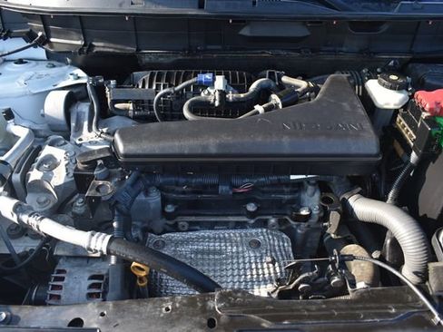 Used 2019 Nissan Rogue SV FWD image 35
