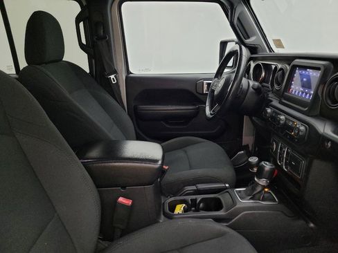 Used 2018 Jeep Wrangler Unlimited Sport S image 21