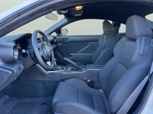 Certified 2023 Toyota GR86 image 15