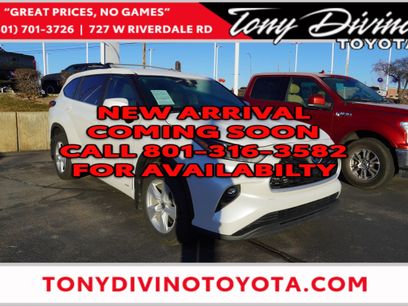 Certified 2023 Toyota Highlander LE