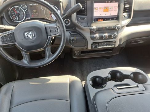 Used 2024 RAM 3500 Tradesman w/ Chrome Appearance Group image 18