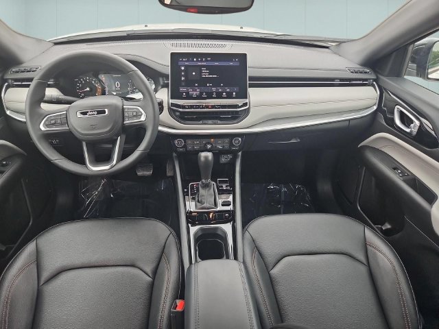 Used 2024 Jeep Compass Limited AWD/4WD image 27