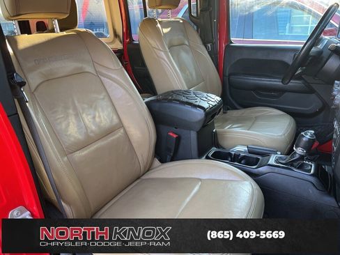 Used 2018 Jeep Wrangler Unlimited Rubicon w/ Dual Top Group image 11