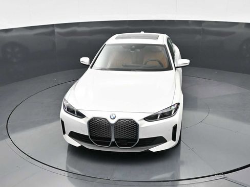 New 2026 BMW i4 eDrive40 w/ Premium Package RWD image 18