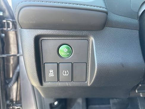 Used 2018 Honda HR-V EX-L image 14