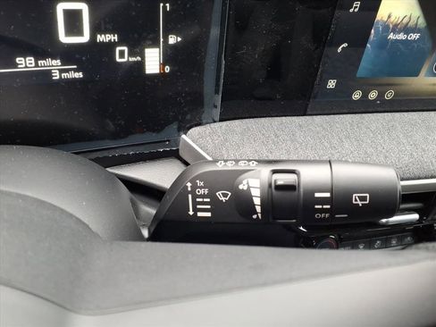 New 2026 Nissan Kicks SV image 22