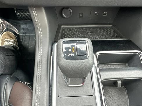 Used 2022 Nissan Pathfinder Platinum w/ Cargo Package AWD/4WD image 74