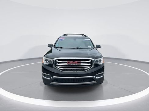 Used 2019 GMC Acadia SLT FWD image 2