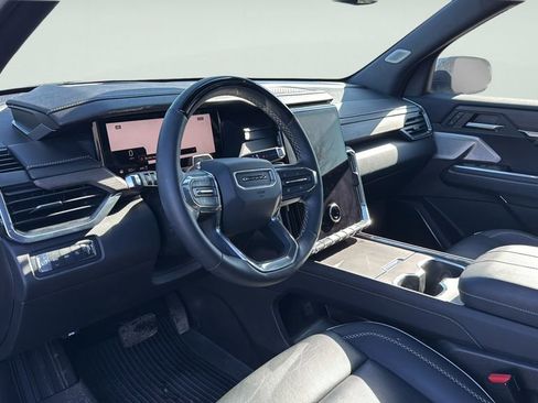 Used 2024 GMC Acadia Denali w/ Super Cruise Package image 25