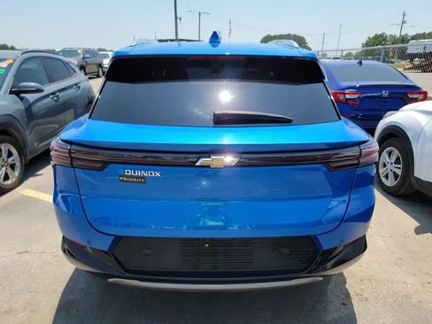 Used 2024 Chevrolet Equinox EV LT FWD image 11