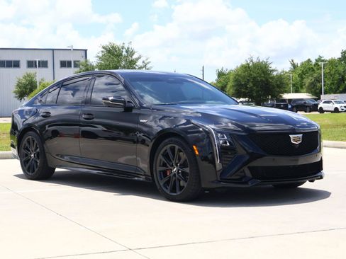 Used 2026 Cadillac CT5 V RWD image 7