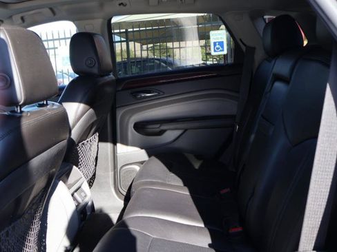 Used 2011 Cadillac SRX Luxury image 20