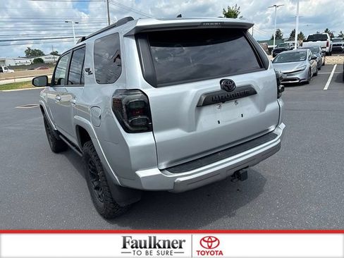 Used 2023 Toyota 4Runner TRD Off-Road AWD/4WD image 12