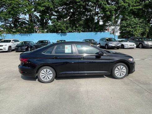 Used 2020 Volkswagen Jetta S w/ Driver Assistance Package FWD image 4