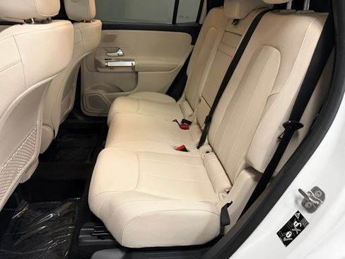 Used 2026 Mercedes-Benz GLB 250 image 39