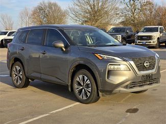 Used 2023 Nissan Rogue SV video 1