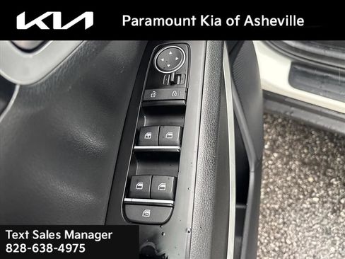 Certified 2024 Kia Soul LX w/ Option Group 015 FWD image 25