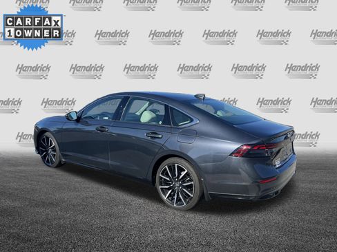 Used 2023 Honda Accord Touring image 8