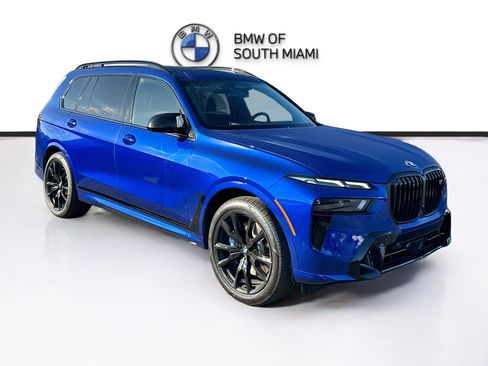 New 2026 BMW X7 M60i image 1