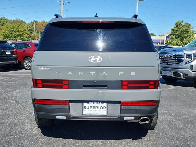 Used 2024 Hyundai Santa Fe SEL FWD image 4