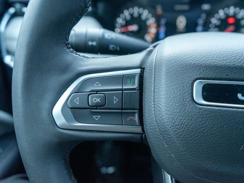 Used 2024 Jeep Compass Limited image 22