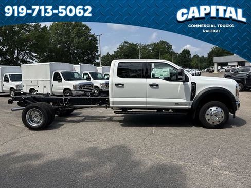 New 2025 Ford F450 XLT w/ XLT Value Package image 9