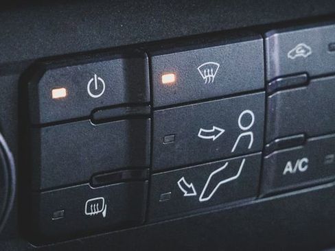 Used 2019 Ford F250 XLT image 9