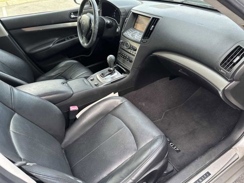 Used 2013 INFINITI G37 Journey w/ Premium Pkg image 24