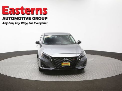 Used 2023 Nissan Altima 2.5 SR FWD image 51