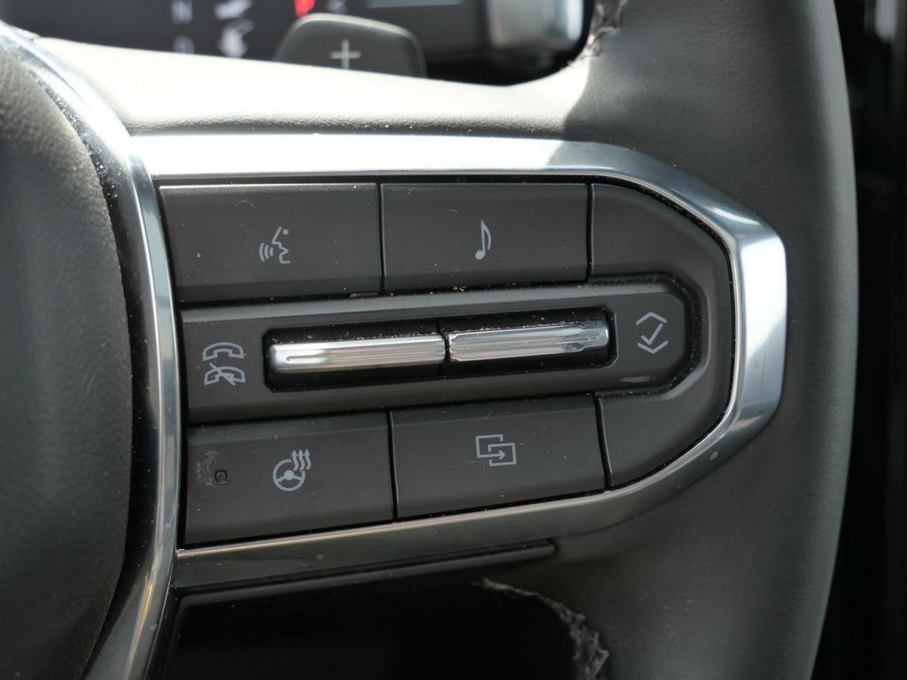 Used 2025 GMC Yukon Denali w/ Sun & Power Step Package AWD/4WD image 55