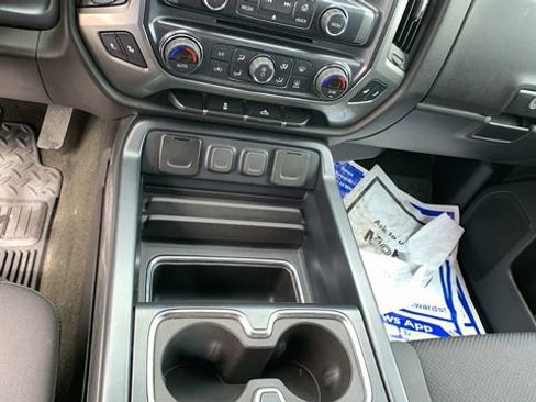 Used 2018 Chevrolet Silverado 1500 LT w/ All Star Edition AWD/4WD image 18
