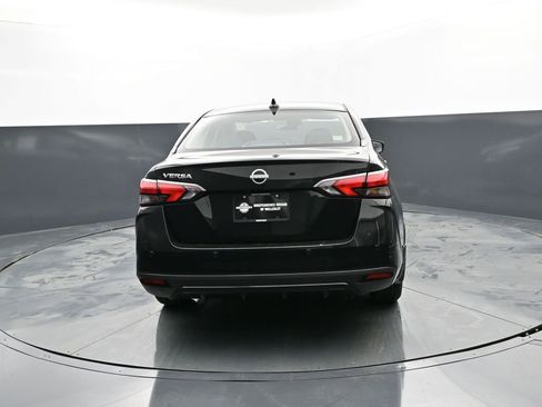 New 2025 Nissan Versa SV w/ Trunk Package FWD image 6