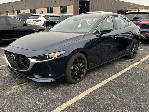 Used 2024 MAZDA MAZDA3 s FWD image 3