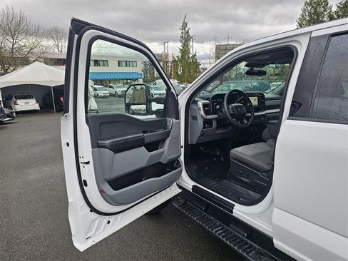 Used 2024 Ford F350 XLT image 18