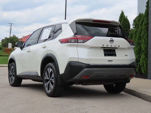 Used 2021 Nissan Rogue SV FWD image 10