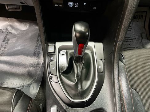 Used 2019 Hyundai Veloster 2.0 Premium image 16