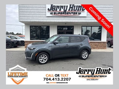 Used 2025 Kia Soul S FWD image 1