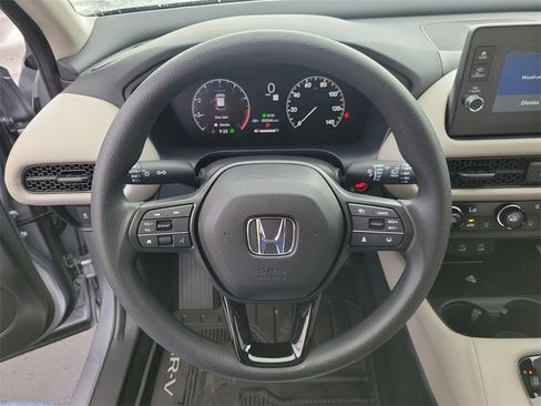 Certified 2026 Honda HR-V LX image 25
