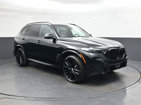 New 2026 BMW X5 xDrive40i w/ M Sport Package image 2