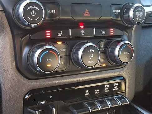 Used 2021 RAM 1500 Big Horn image 13
