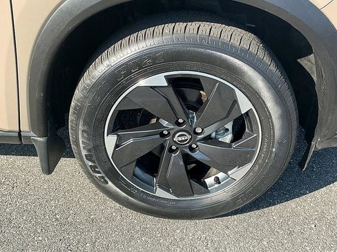 Certified 2024 Nissan Rogue SV image 10