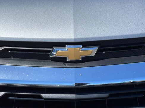 Used 2023 Chevrolet TrailBlazer LT FWD image 44