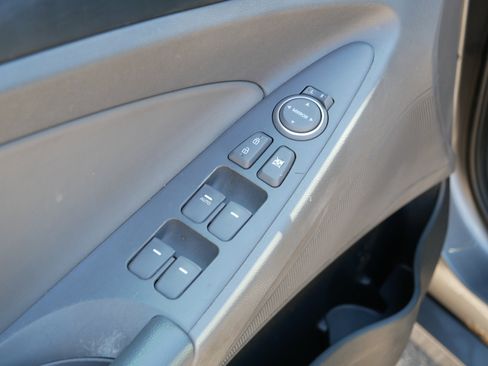 Used 2013 Hyundai Sonata GLS w/ Popular Equipment Pkg FWD image 14