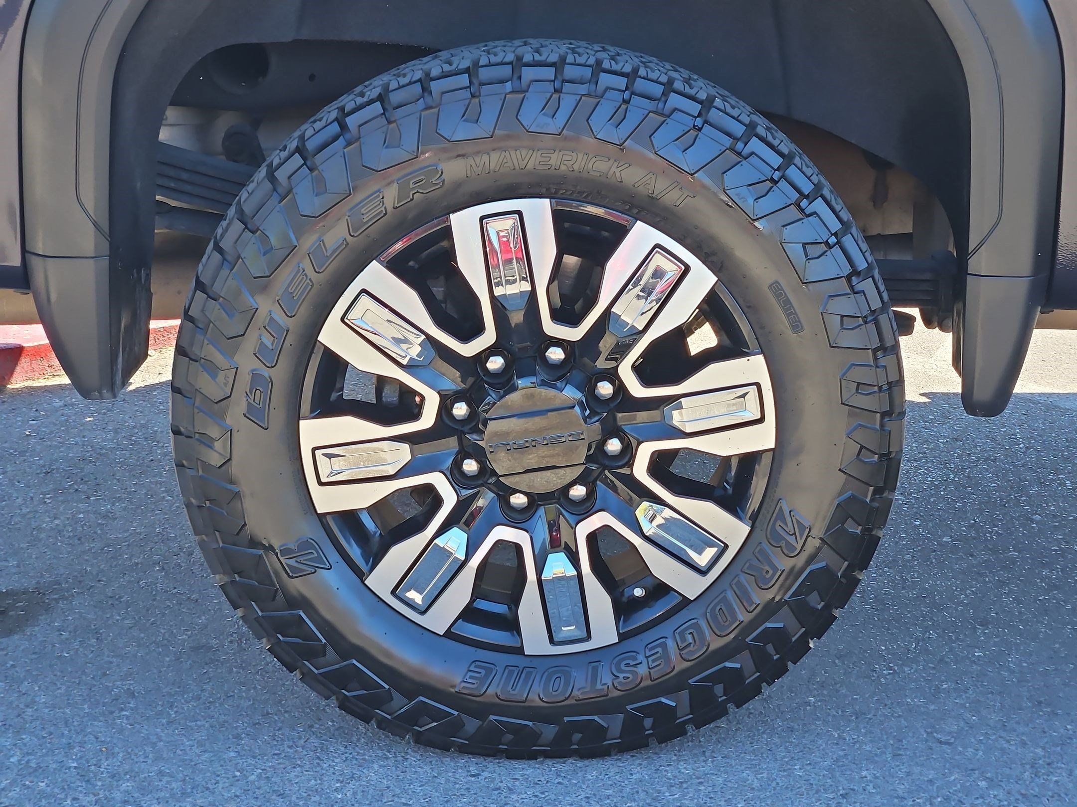 Certified 2024 GMC Sierra 2500 Denali w/ Denali Reserve Package AWD/4WD image 12
