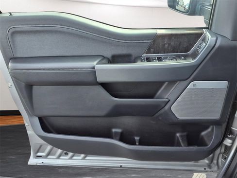 Used 2024 Ford F350 Lariat w/ Lariat Ultimate Package image 16