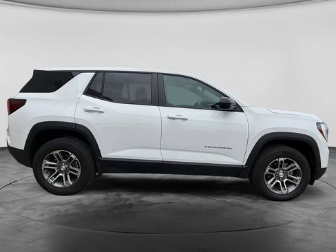 Used 2026 GMC Terrain Elevation AWD/4WD image 11